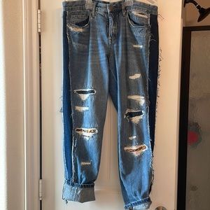 Distressed cropped jeans